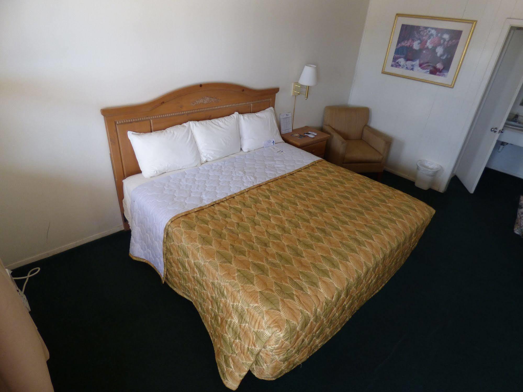 Carrizozo Inn Екстериор снимка