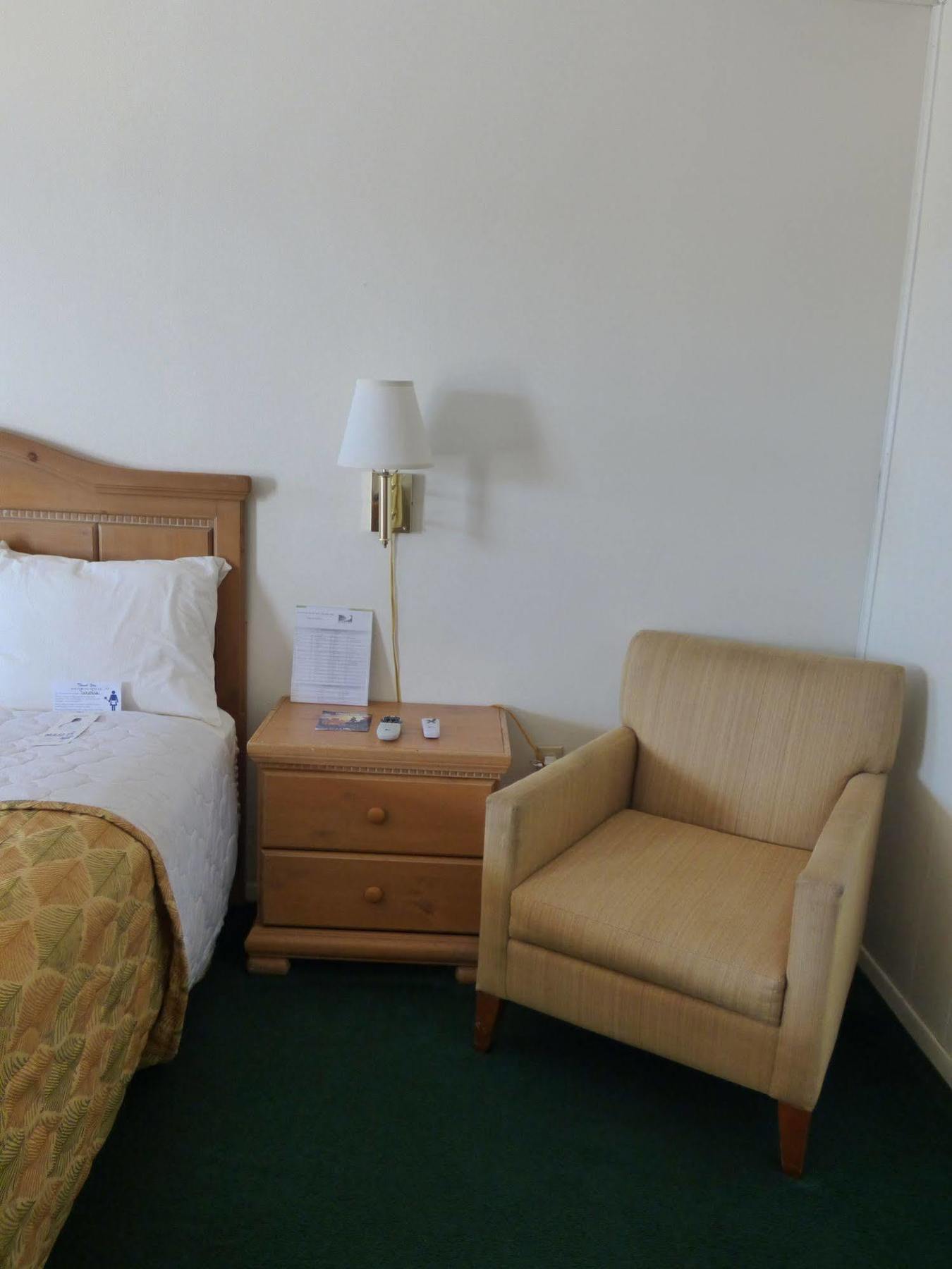 Carrizozo Inn Екстериор снимка